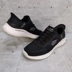 極美品　SKECHERS　BOUNDER 2.0　Slip-Ins　黒　27