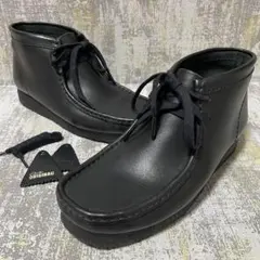 ★人気モデル★クラークス ワラビーブーツ オールレザー【26】ブラック