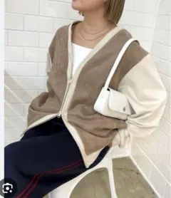 WWGフリースジャケット ベージュとホワイト