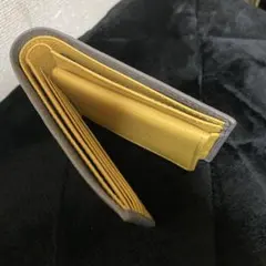 mura二つ折り財布のサムネイル