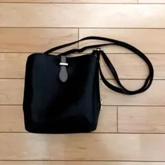 ブルーブルーエ　ショルダーバッグ バッグ　合皮　黒　ブラック