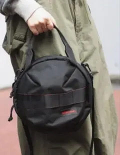 BRIEFING 円形ショルダーバッグ ブラック　黒　丸　ビームスボーイ別注