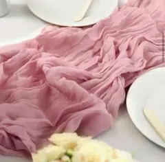 ウェルカムスペース　ベリーピンク　結婚式　ウェディング　前撮り　テーブルクロス