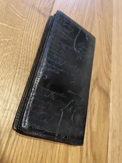 ベルルッティ 長財布
