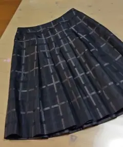 JUDY COLLECTION　 チェック柄ブラックスカート　38のサムネイル