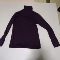 H689 パープル タートルネック 長袖