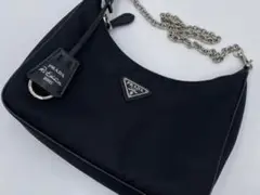 プラダ Re-Edition 2005 Re-Nylon バッグ