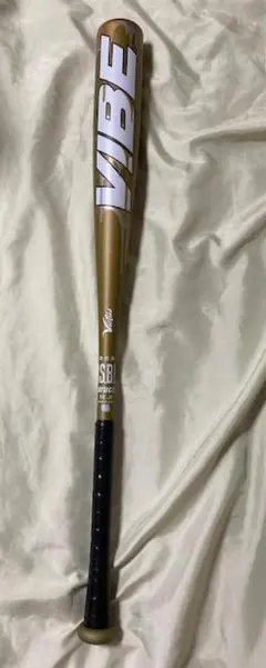 未使用 ヴィクタス VIBE 軟式金属バット 83cm 672ｇ