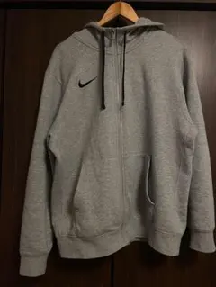 Nike グレー ジップアップパーカー