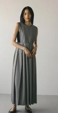 【新品未使用❤️美品】2WAY サロペットスカート⭐️プリーツ⭐️スタミキ