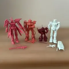 ガンダム プラモデル 4体セット　ガンプラ　ザクのサムネイル