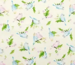 青とピンクの小鳥と花のプリント生地 イエロー 約110cm幅 × 50cm