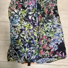 フランス製　Feuille Color シルク100%ストール　タグ付き