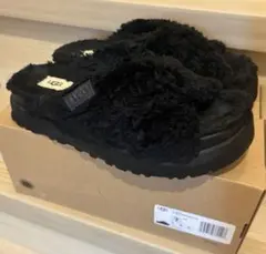 マ*こ様 UGG 厚底サンダル ブラックファンケット24 - メルカリ