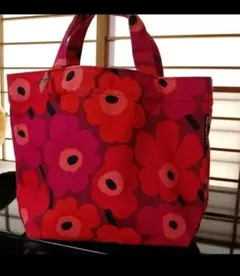 marimekko マリメッコ トートバッグ 花柄のサムネイル