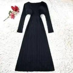 【美品】プリーツプリーズ ロングワンピース マキシ丈 長袖 黒 3