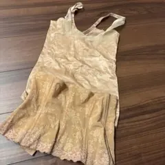 Salut ベージュ ボディスーツ