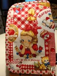 マーガレットソフィー　ファスナーマルチポーチ　カードケース　ペンケース