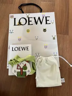 ロエベ　クリスマスラッピングセット