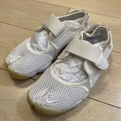 ナイキ NIKE ウィメンズ エア リフト ブリーズ　24.0 通気性　足袋