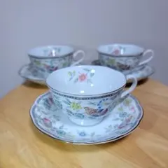 NARUMI カップ&ソーサー 3客セット 金彩 花柄