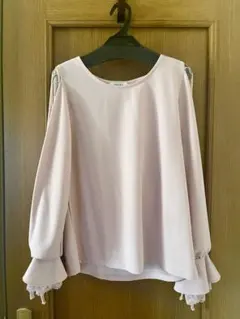 【美品】INGNI 袖割れキャンディースリーブトップス ピンク