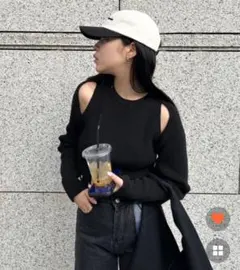 nugu ショルダーカットアウトニット