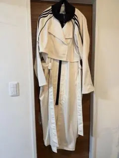 値下げしました！adidas Originals トレンチコート　ホワイト