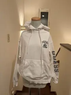 GUESS JEANS パーカー ホワイト ベアロゴのサムネイル
