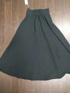 ナイスクラップ　フレアスカート　ブラック