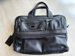 TUMI ALPHA2 エクスパンダブル オーガナイザー ブリーフケース