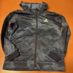 adidas カモフラージュ パーカー　150センチ