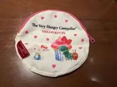 ハローキティー　はらぺこあおむし　ポーチ