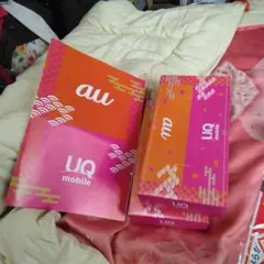 au UQ mobile ティッシュボックス&ノート