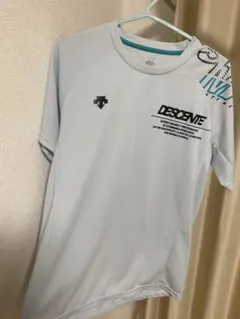 DESCENTE ライトブルー Tシャツ Mのサムネイル