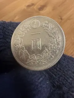 日本　一円銀貨　壮印打ち　2枚　古銭　銀貨　外国 貨幣博物館 | JAPAN 日本近代貨幣新1円銀貨（大型） 明治12年（1879