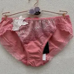 Item thumbnail for item 1ba22c7d-6cb0-4f9e-9e8e-ca83119d92a4