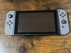 【美品】Switch本体(備品・箱付き)のサムネイル