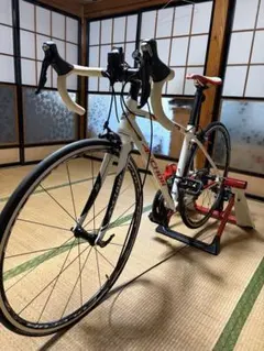 ANCHOR ロードバイク ELITEトレーナー付き　急ぎです。お願い致します。のサムネイル