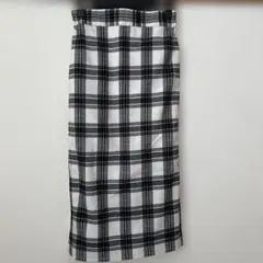 新品　タグ付き　GU チェックナローミディスカート　Mサイズ　チェック柄