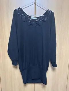 オフショルダー ブラックニット 長袖