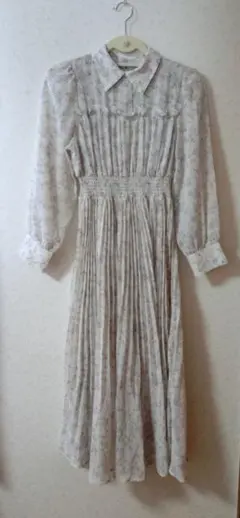 マーキュリーデュオ シフォン ワンピース 花柄 アイボリー