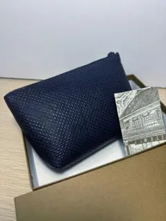 【新品未使用】印傳屋 INDEN-YAポーチ 小物入れ紺地×黒漆 ドット柄のサムネイル