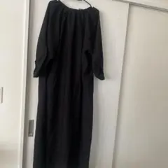 未使用 黒 長袖カットソーワンピース