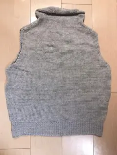 ニットベスト グレー