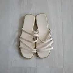 ⚫美品 サンダル アイボリー 24cm
