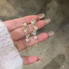 パールとクリスタルのゴールドロングイヤリング　パーティー　ウェディング