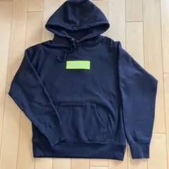Supreme ブラック パーカー ネオンロゴ