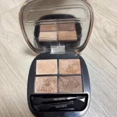 コスメデコルテ　スキンシャドウデザイニングパレット02