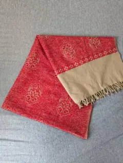 【最終値下】花柄　レッド✕グレー　インド製　大判ストール